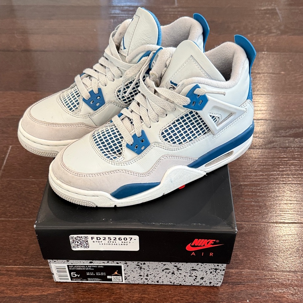 Nike Kids Sneakers - White and Blue